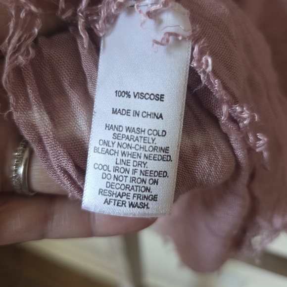 ⭐️40% Off⭐️ Moss Rose Dusty Rose Tie-Dye Fringe Kimono - Picture 2 of 12